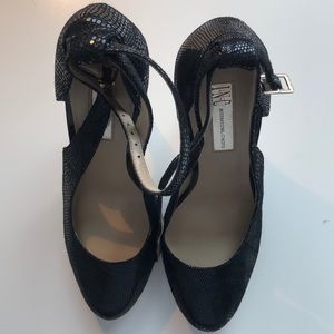 INC International Concepts Black Pumps
